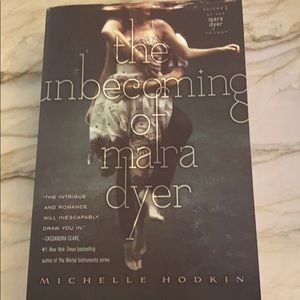 The Becoming of Mara Dyer